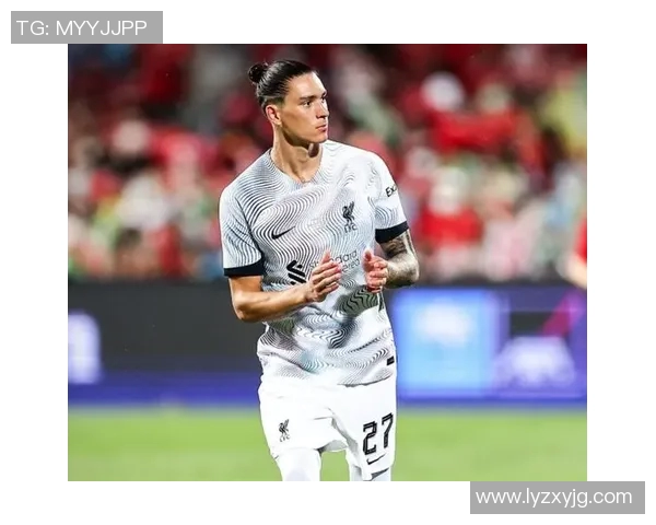 努涅斯的崛起与挑战：探讨这位新星在足球界的未来发展与影响