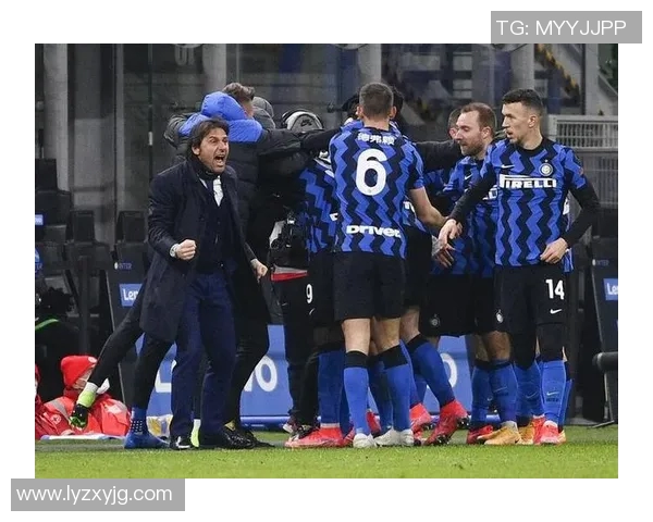 卢卡库重返赛场展现强大实力引发球迷热议与期待