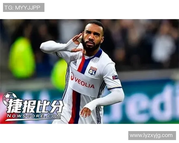 里昂与贝西克塔精彩对决比分揭晓赛季重要战役回顾