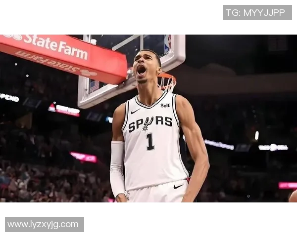 英格拉姆领衔鹈鹕挑战马刺球队全力以赴争夺胜利